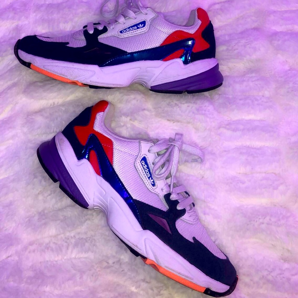 adidas falcons